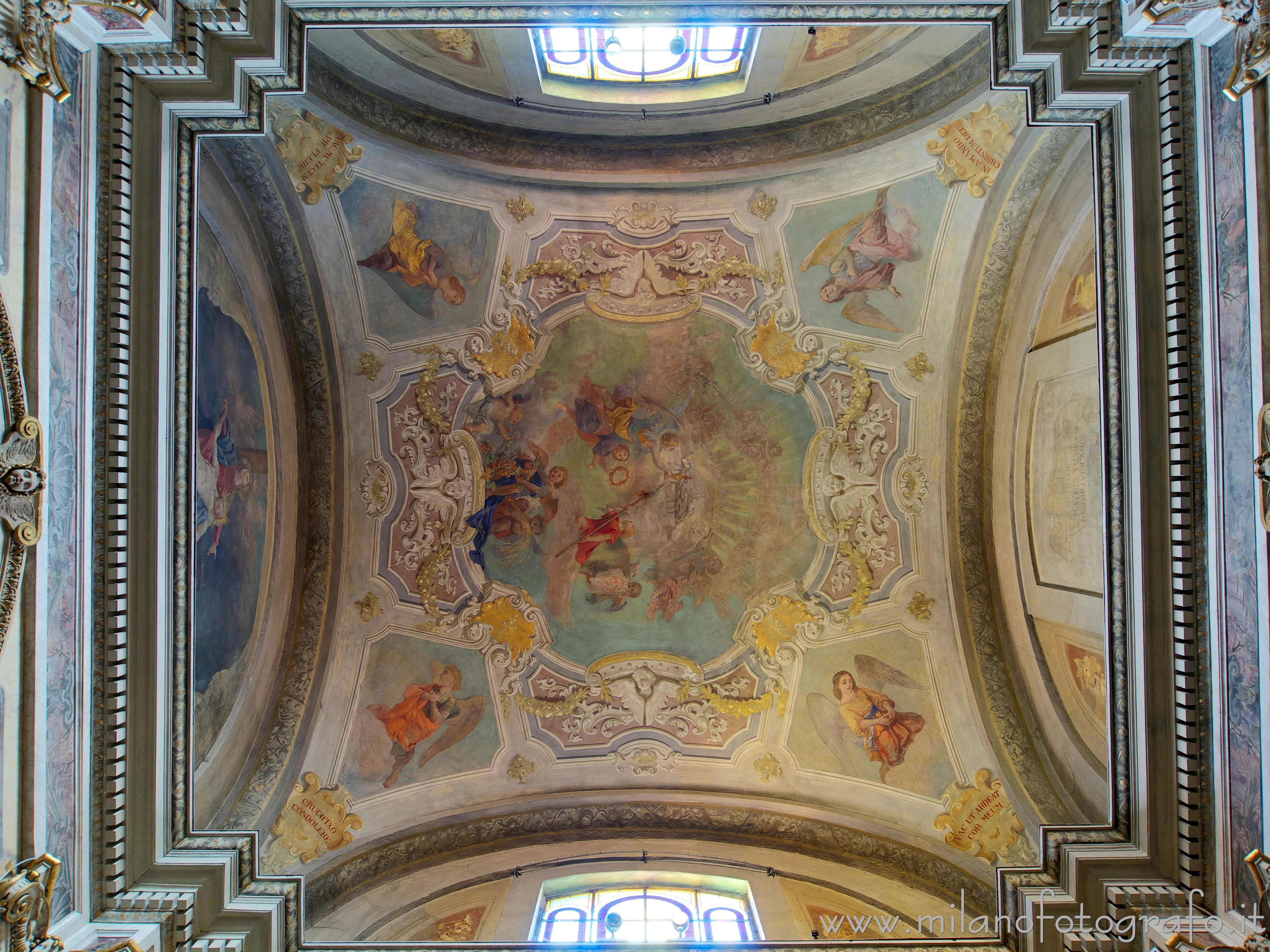 Monza (Monza e Brianza, Italy) - Vault of the Chapel of the Crucifix in the Church of Santa Maria di Carrobiolo - Full resolution picture